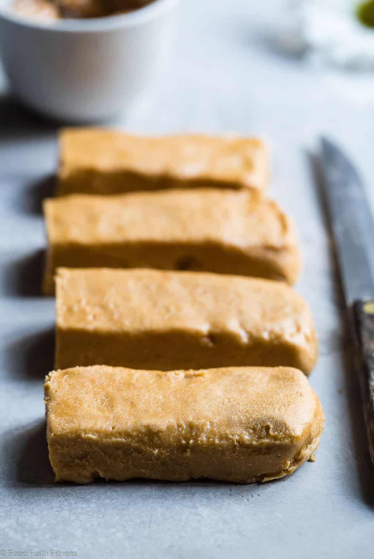 Homemade Perfect Bars - This homemade Perfect Bar Recipe tastes exactly like the store bought version, and is only 5 ingredients and so easy to make! Gluten free and healthy with a paleo option! | #Foodfaithfitness | #Glutenfree #Paleo #Healthy #Dairyfree #Snacks