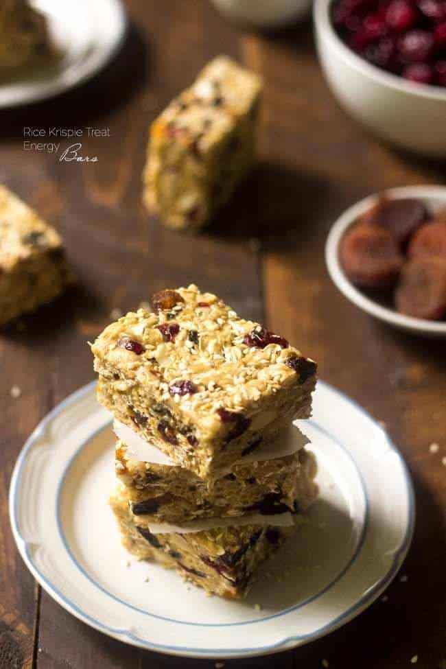 Rice Krispie Treat Energy Bars - A grown up version of the childhood treat that is SO easy, healthy and packed with energy! | Foodfaithfitness.com | #recipe #glutenfree