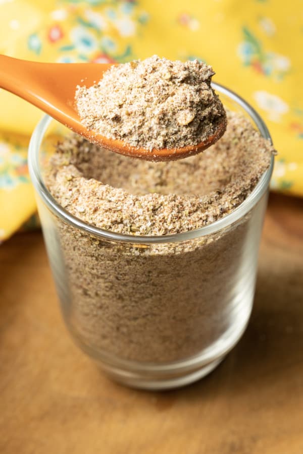 In as long as it takes to measure a few tablespoons of things, you can have the best Chicken Taco Seasoning you’ve ever tasted. Not only is it great on chicken tacos, but it’s wonderful on grilled, roasted, and air fryer chicken to boot! Homemade seasonings blends can be the difference between amazing and alright. When you make it at home, you are able to use the freshest spices and herbs and that makes an impact you won’t believe until you taste it.