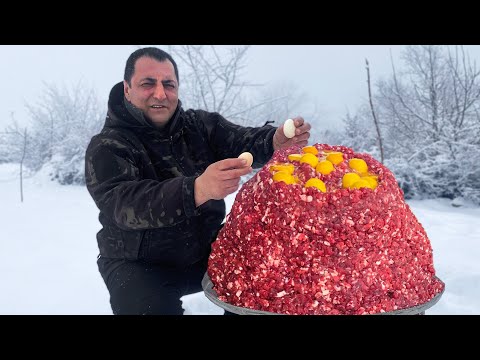 Huge Turkish Pizza with Meat! I Want To Eat Right From The Oven