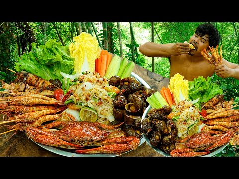 Amazing Delicious Asian BBQ Seafood Green Papaya Salad Recipe | Spicy Shrimp, Squid, Crab, Snail BBQ