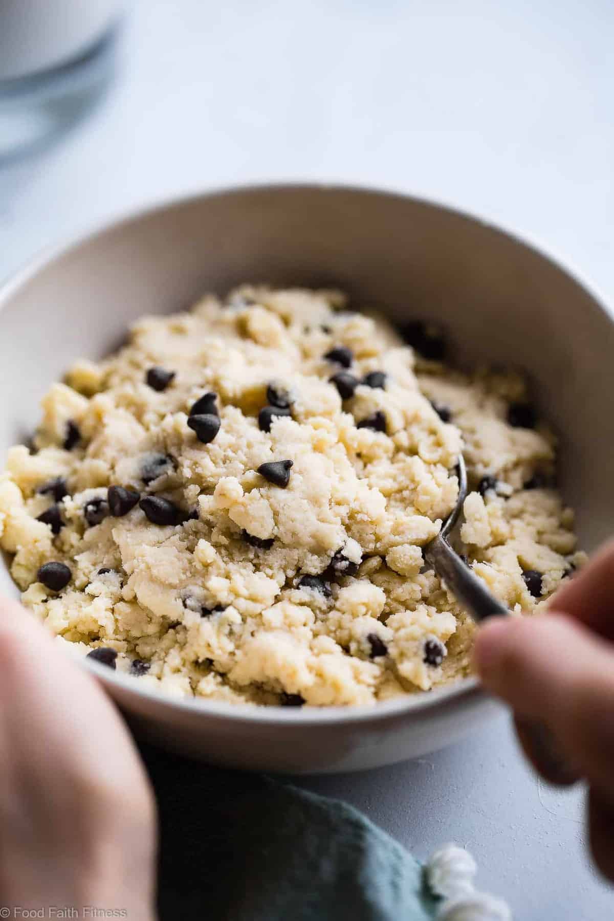 Healthy Protein Powder Cookie Dough -  This 5 ingredient healthy, edible cookie dough is gluten free, paleo/vegan friendly and ready in 5 minutes! It packs 20g of protein and only 200 calories so you can eat the whole bowl! | #Foodfaithfitness | #Glutenfree #Healthy #Paleo #Vegan #Snack