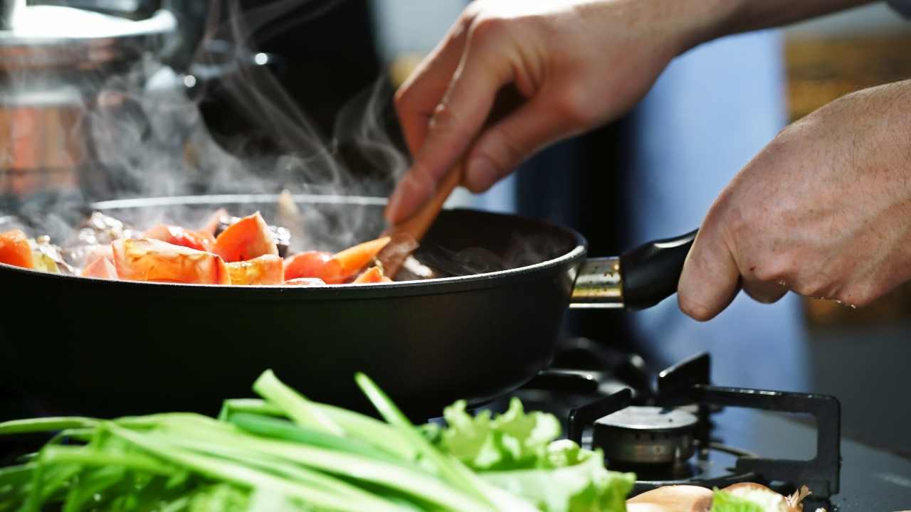 THE MEATLESS GOULASH STEW THAT EVEN CARNIVORES WILL LOVE!