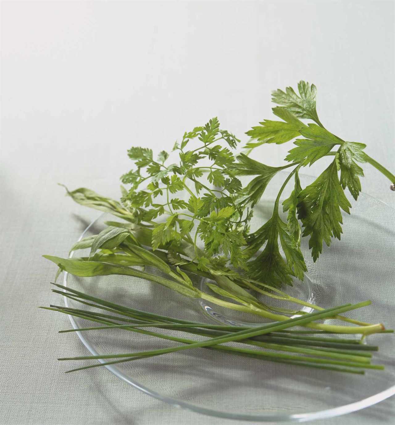 Gordon Demonstrates How to Finely Chop Fresh Herbs WITHOUT Staining the Chopping Board