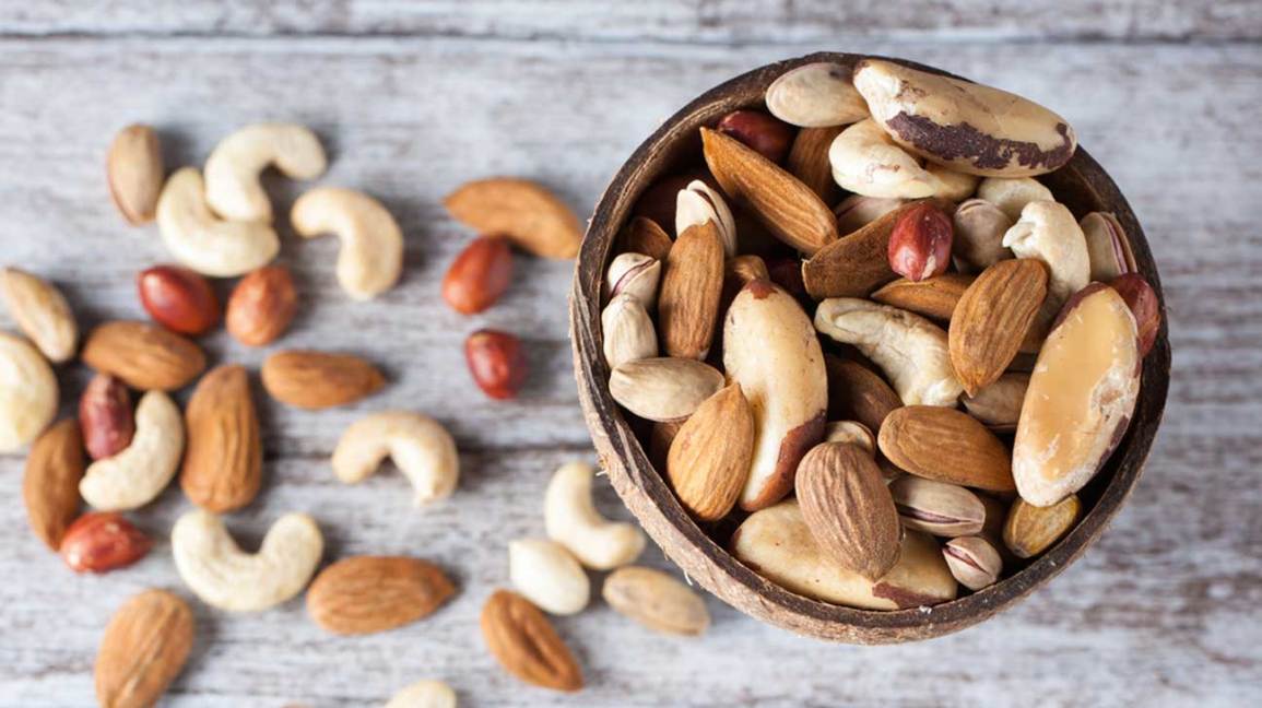 Difference between organic and nonorganic nuts