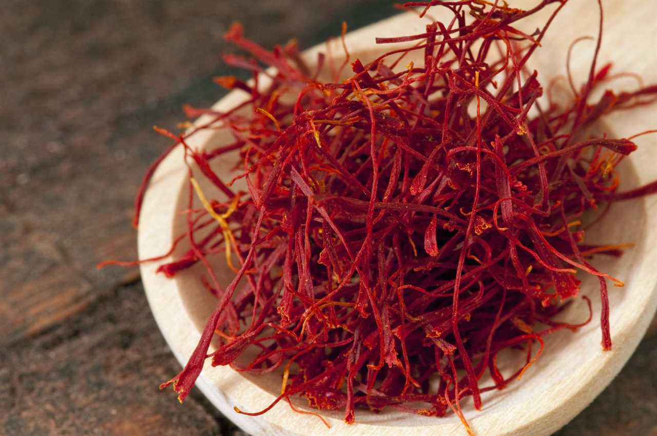 How to Make Saffron Tea