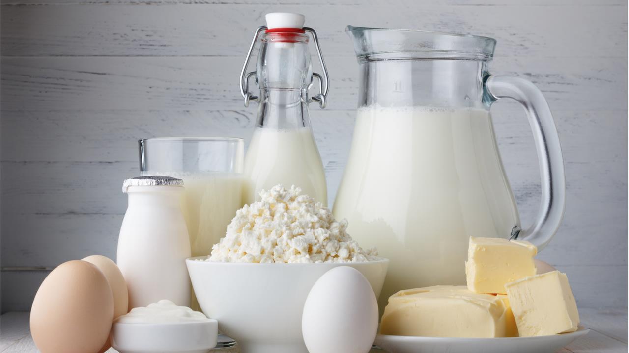 What Is A2 Milk? – Dr. Berg