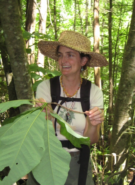 Juliet Blankespoor teaching on a plant walk.