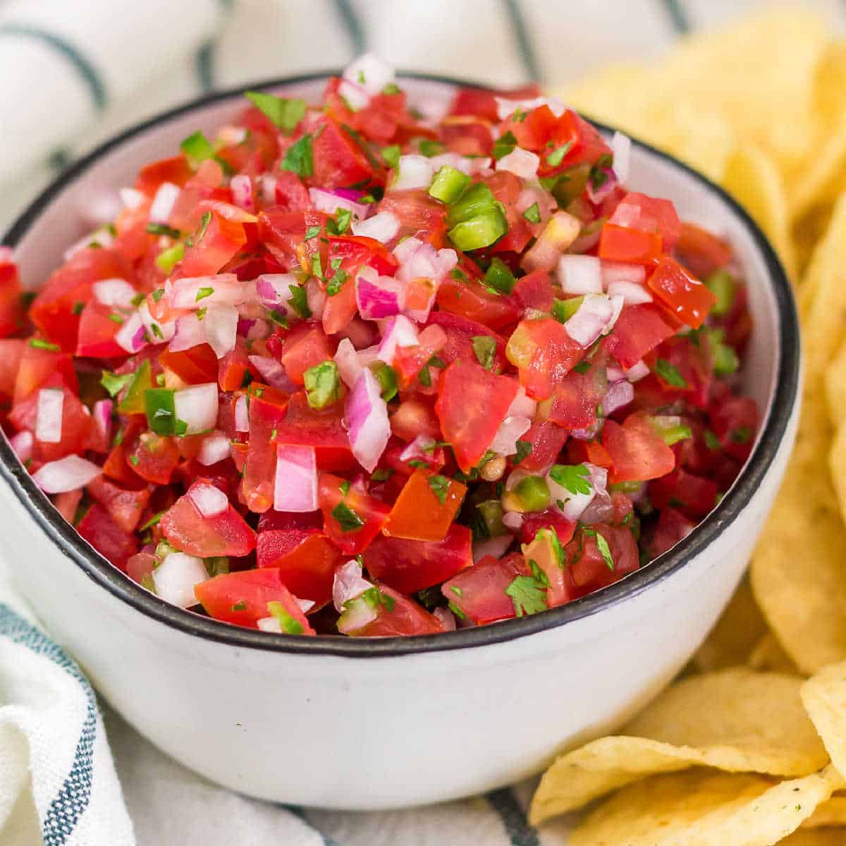 Latin American spice blends for pico de gallo