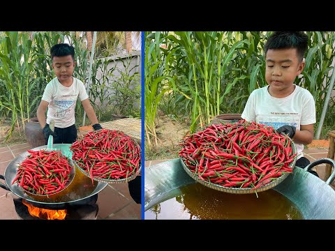 Yummy red chili cooking - Chef Seyhak