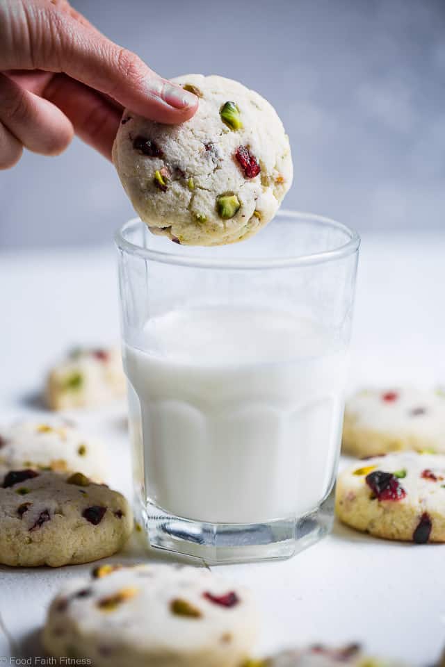 30+ Healthy, Freezer-Friendly Christmas Cookies