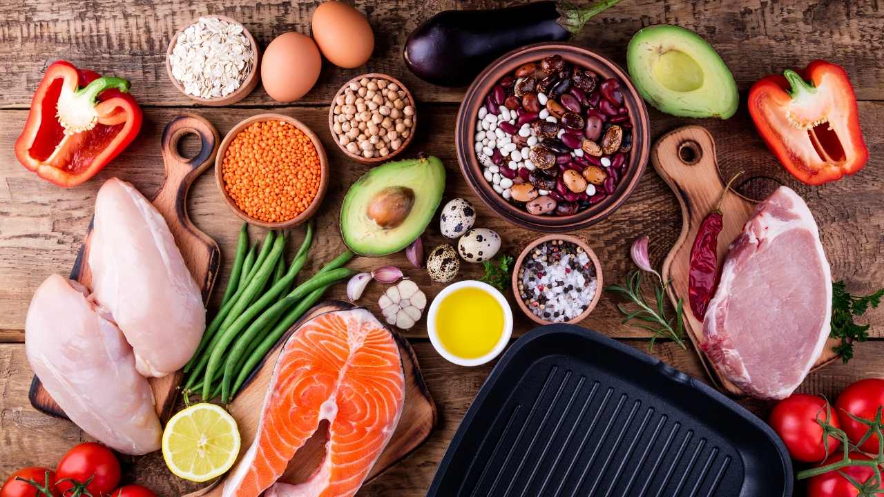 The Singing SALADMASTERS Prepares BREAD RECIPE