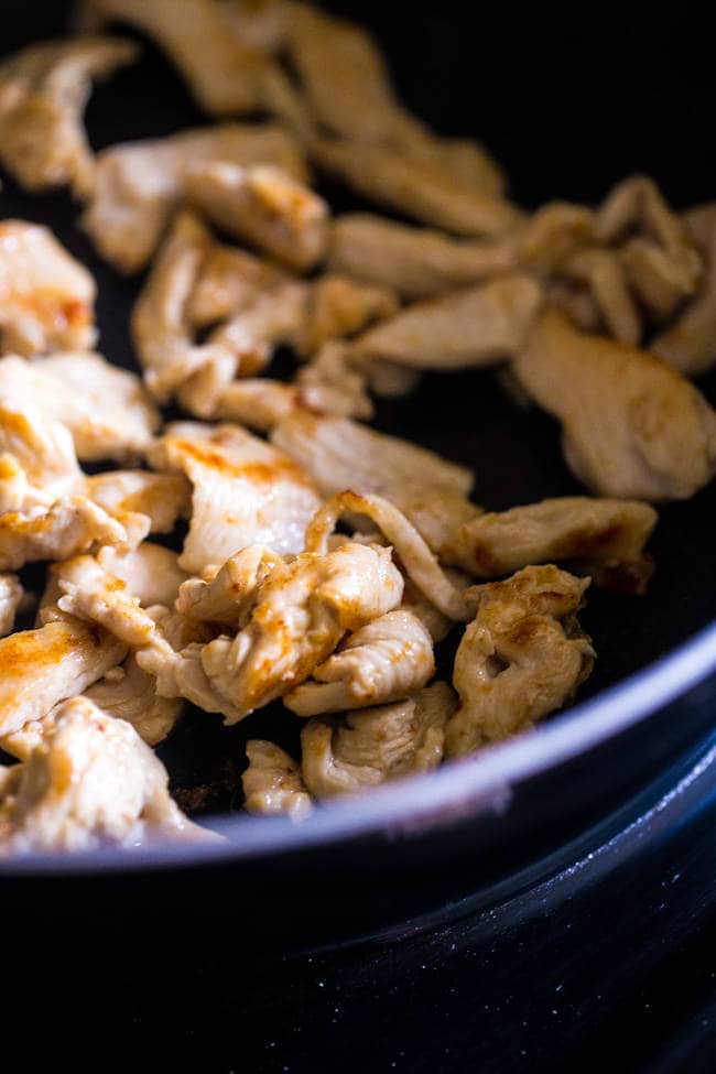 Easy Chicken Fried Rice - This chicken fried rice is better than takeout, and you can eat it without leaving your house! It's a quick, gluten free weeknight dinner that's always a crowd pleaser! | Foodfaithfitness.com | @FoodFaithFit