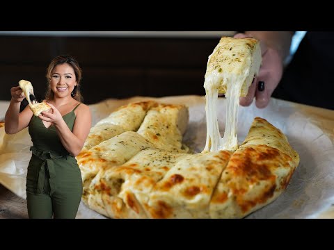 Make this Super Easy GARLIC CHEESY BREAD with only 4 ingredient pizza dough, one will not be enough!