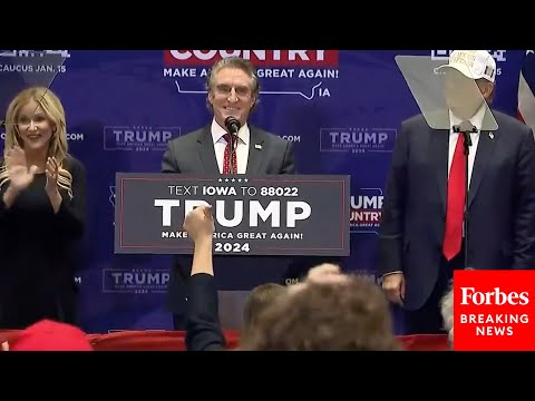 BREAKING NEWS: Trump Gets Surprise Last-Minute Endorsement From Doug Burgum At Pre-Caucus Iowa Rally