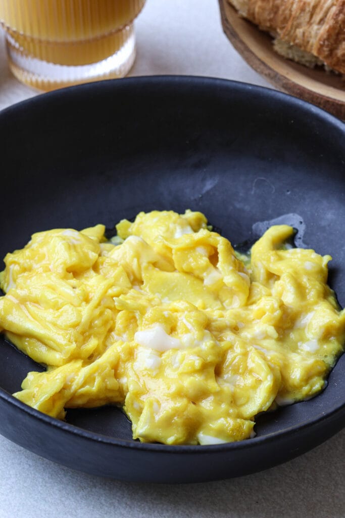 Soft Scramble Eggs Recipe