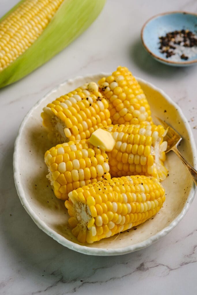 How to Steam Corn on the Cob