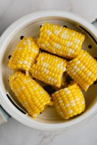 How to Steam Corn on the Cob