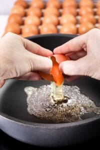 How to Make Basted Eggs